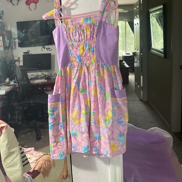 Handmade - Picture 2 of 3